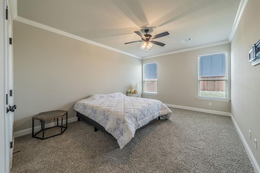 Furnished interior view inside a new home in , Alvarado (Image 9).