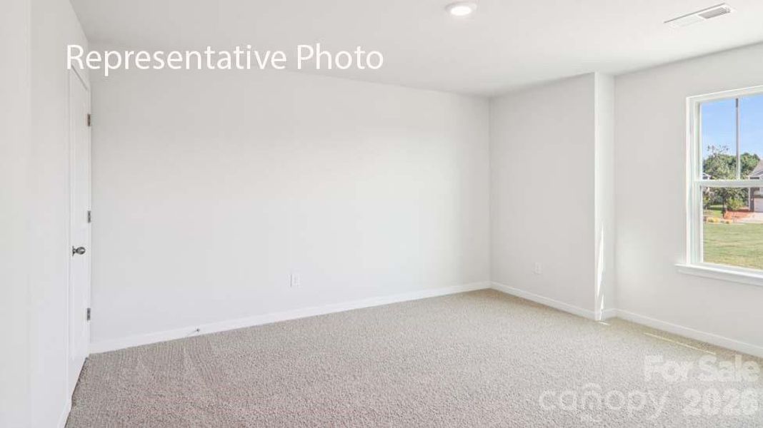 Spacious, unfurnished interior of a new home in The Hamptons at Hickory, Hickory (Image 19).