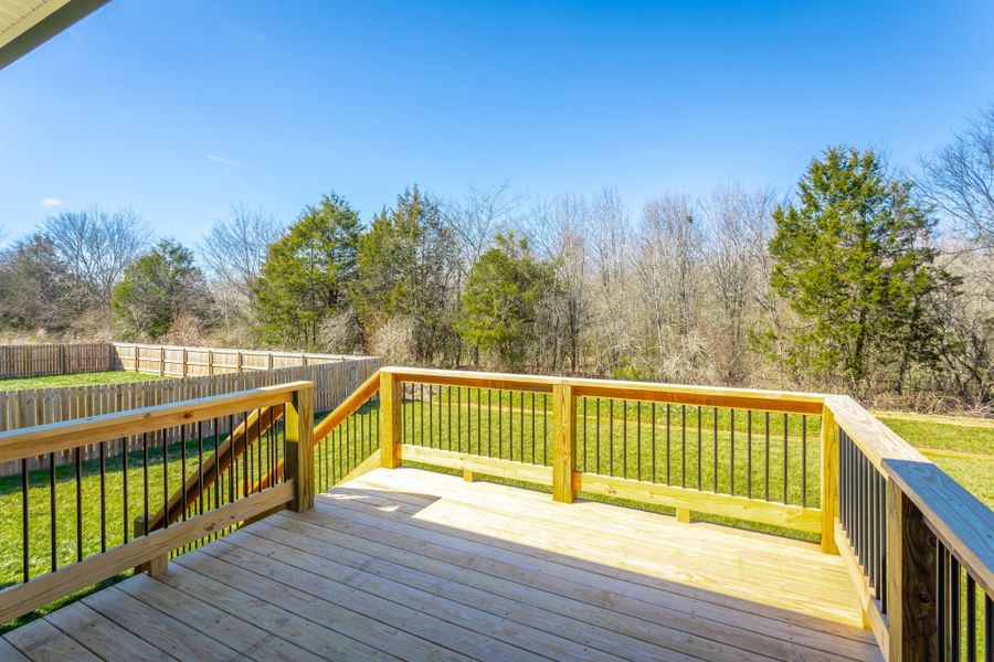 Representative exterior details of a home built from the Autumnbrook A by Riverstone Construction, LLC in Pine Ridge, Soddy-Daisy (Image 32).