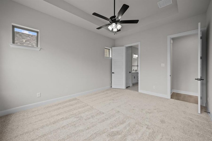 Spacious, unfurnished interior of a new home in Walsh Classic, Aledo (Image 25). Spacious, unfurnished interior of a new home in Walsh Classic, Aledo (Image 25).