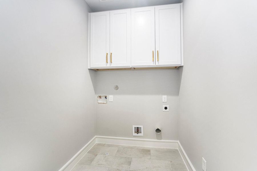 Spacious, unfurnished interior of a new home in , Houston (Image 26). Spacious, unfurnished interior of a new home in , Houston (Image 26).