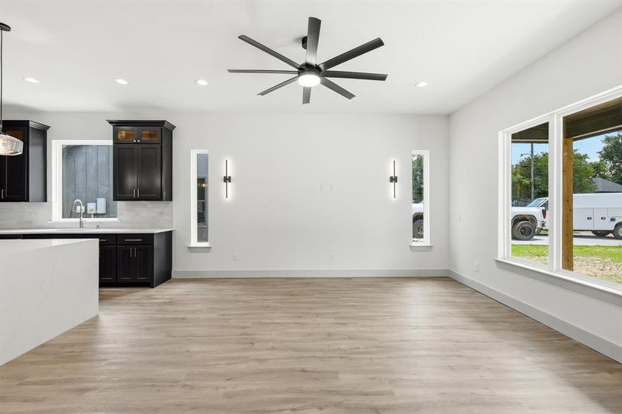 Spacious, unfurnished interior of a new home in , Bridgeport (Image 31).