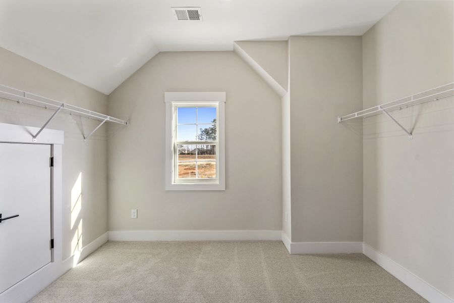 Spacious, unfurnished interior of a new home in Walnut Grove, Easley (Image 36).