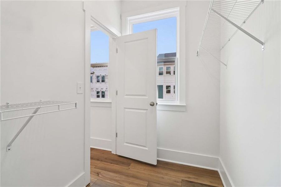 Spacious, unfurnished interior of a new home in Park Vue, Atlanta (Image 26).