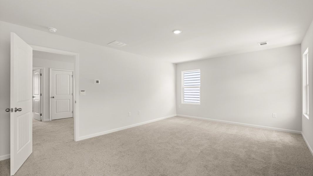 Representative unfurnished interior of a home built from the Fayette ll by D.R. Horton in Braselton Village, Braselton (Image 24).