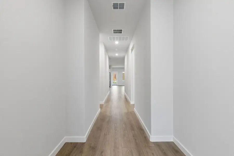 Entryway in the Oscar home plan by Trophy Signature Homes – REPRESENTATIVE PHOTO Entryway in the Oscar home plan by Trophy Signature Homes – REPRESENTATIVE PHOTO