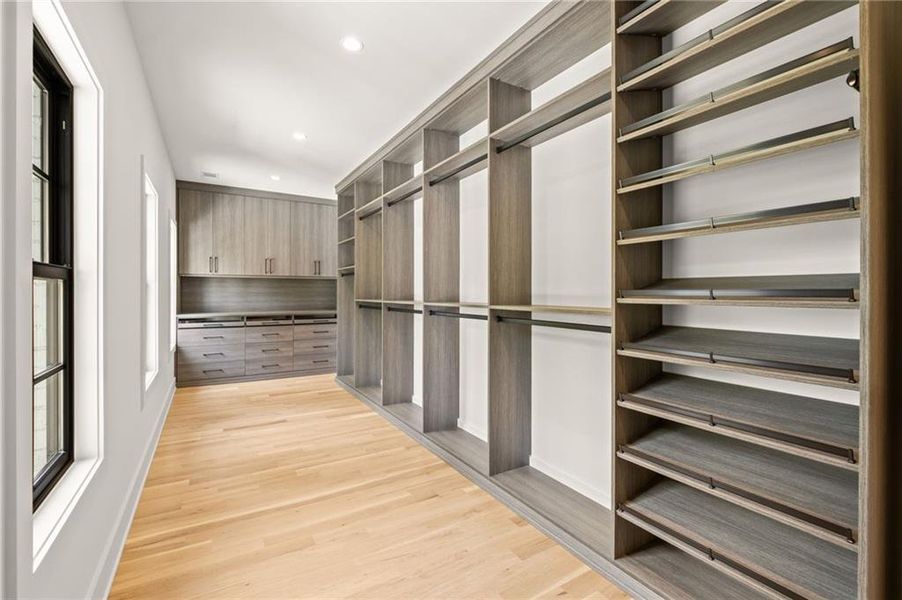 Image 79 of a home in .