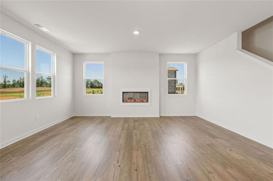 Spacious, unfurnished interior of a new home in Walker Grove, McDonough (Image 20). Spacious, unfurnished interior of a new home in Walker Grove, McDonough (Image 20).