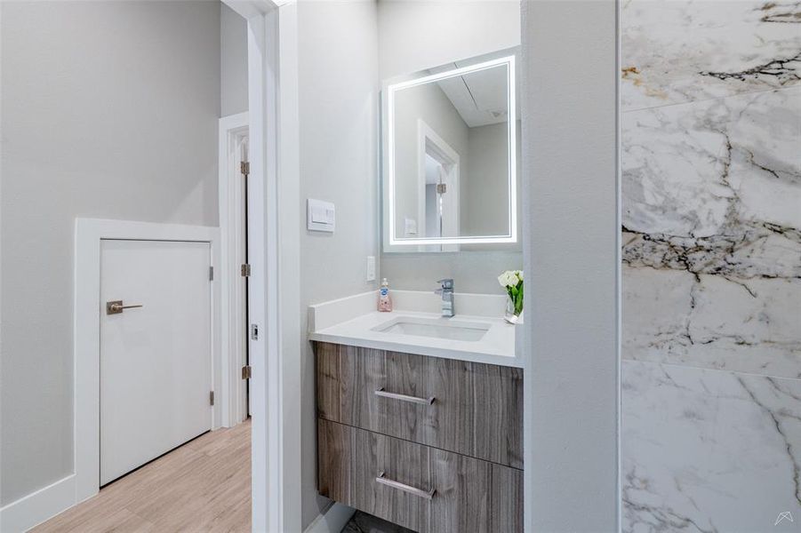 Furnished interior view inside a new home in , Fort Worth (Image 7).