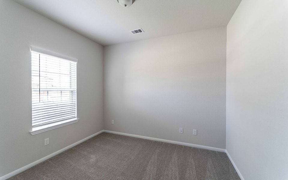 Spacious, unfurnished interior of a new home in Cypress Green, Hockley (Image 10).