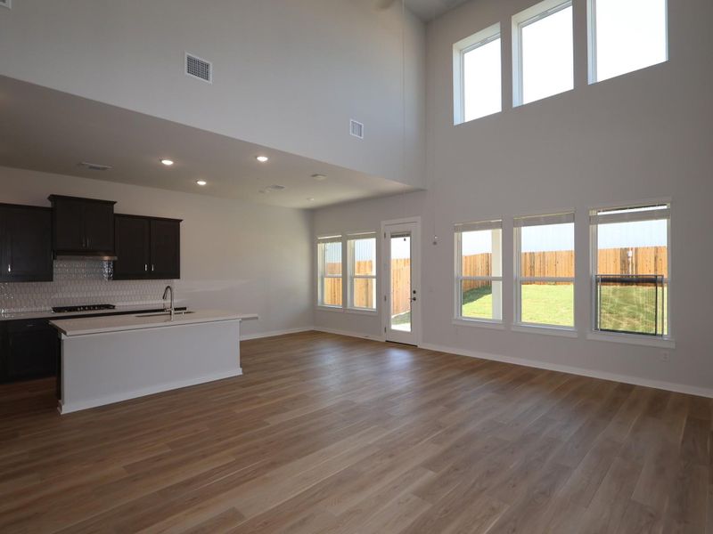 Spacious, unfurnished interior of a new home in Edgewood, Leander (Image 27). Spacious, unfurnished interior of a new home in Edgewood, Leander (Image 27).