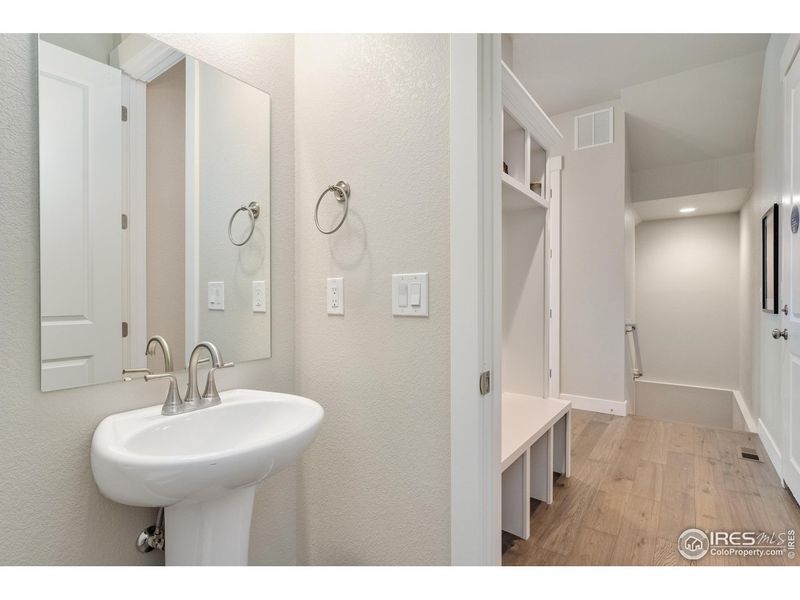 Furnished interior view inside a new home in Vernazza, Windsor (Image 17).