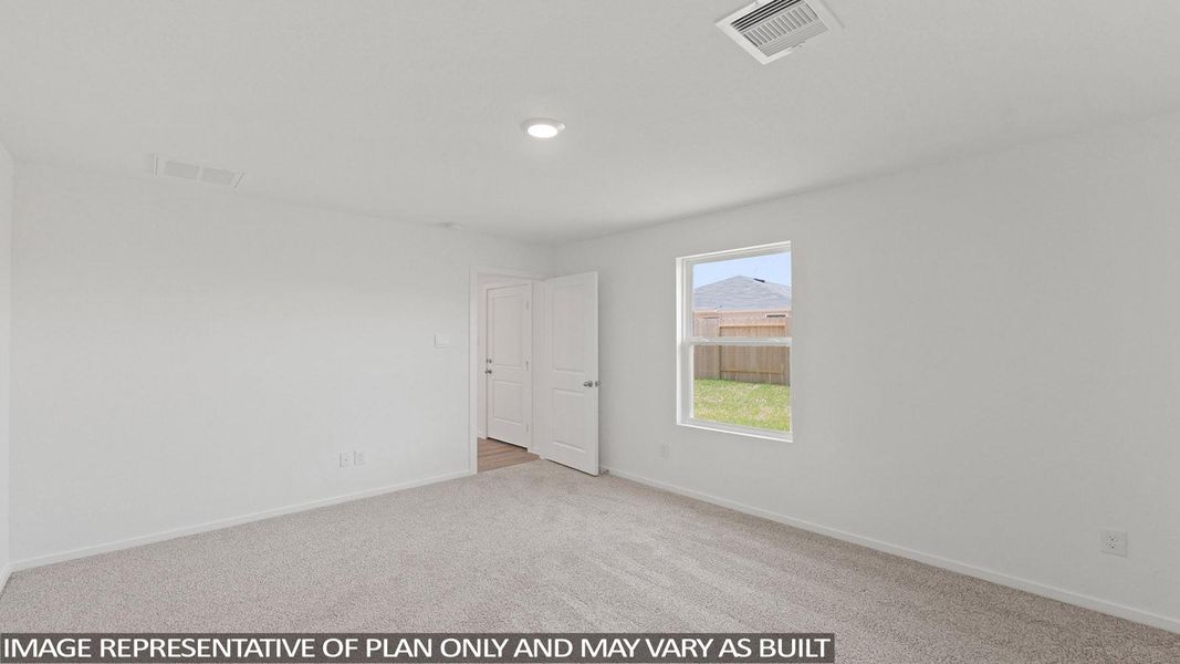 Spacious, unfurnished interior of a new home in Silverthorne, Conroe (Image 23).
