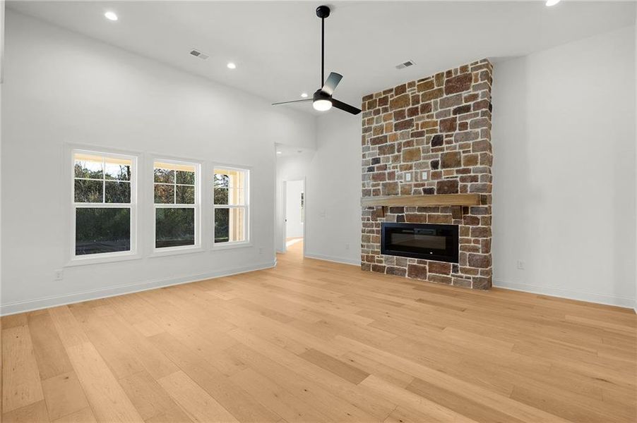 Spacious, unfurnished interior of a new home in , Calhoun (Image 24).