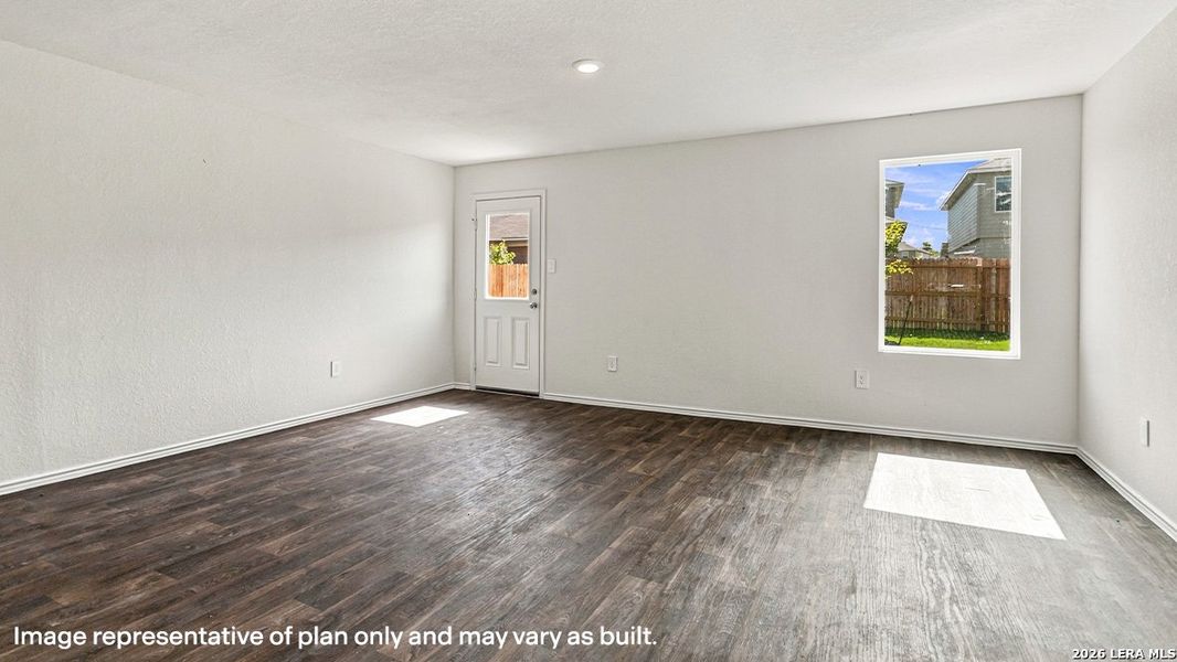 Spacious, unfurnished interior of a new home in Seneca Trails, San Antonio (Image 22).