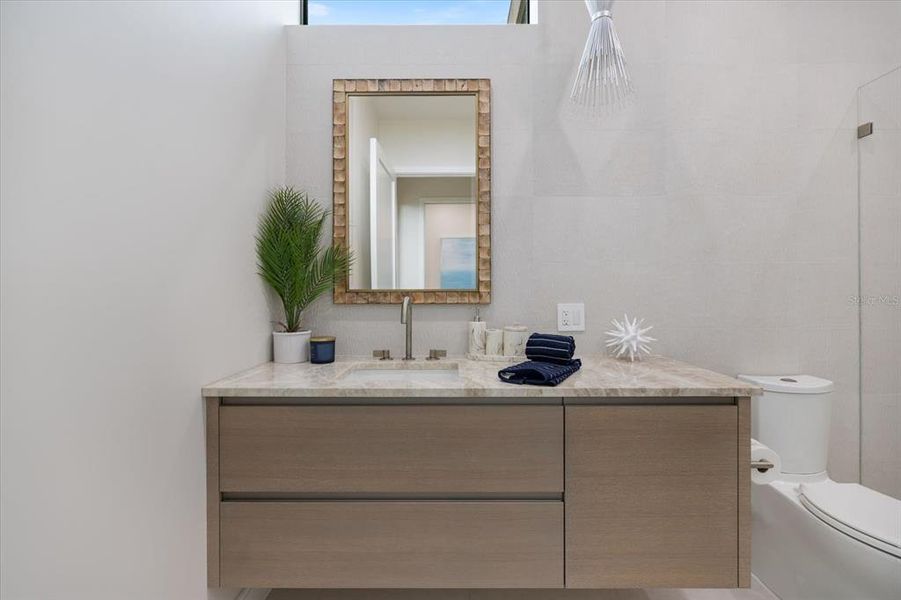 Furnished interior view inside a new home in , Longboat Key (Image 59).