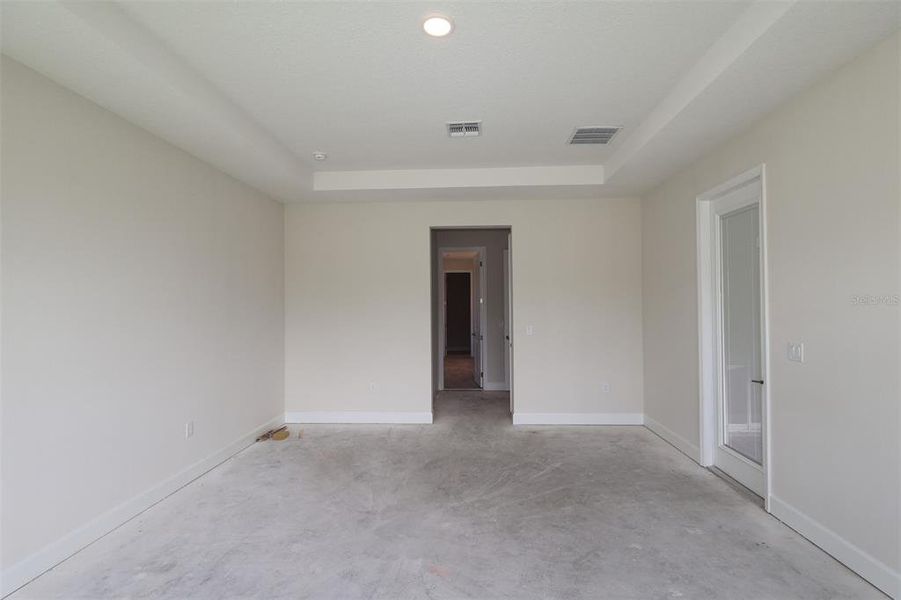 Spacious, unfurnished interior of a new home in Solace at Corner Lake, Orlando (Image 14). Spacious, unfurnished interior of a new home in Solace at Corner Lake, Orlando (Image 14).