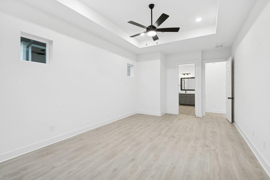 Spacious, unfurnished interior of a new home in ARTAVIA 50' Homesites, Conroe (Image 28).