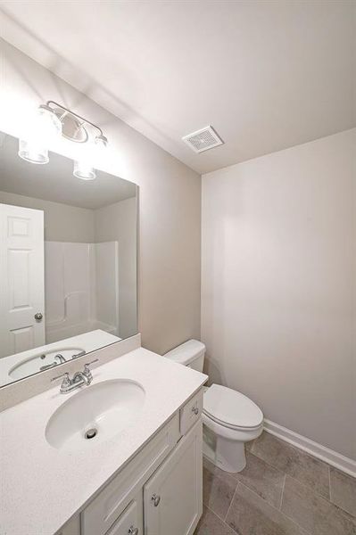 Furnished interior view inside a new home in , Dahlonega (Image 8).