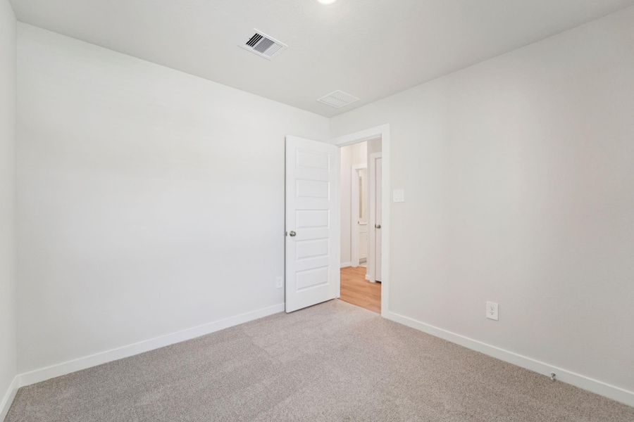 Spacious, unfurnished interior of a new home in Pine Lake Cove - Traditional Series, Montgomery (Image 29).
