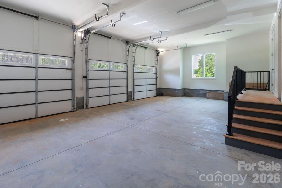 Spacious, unfurnished interior of a new home in , Rock Hill (Image 25).