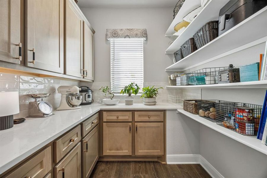Furnished interior view inside a new home in , Mansfield (Image 11).
