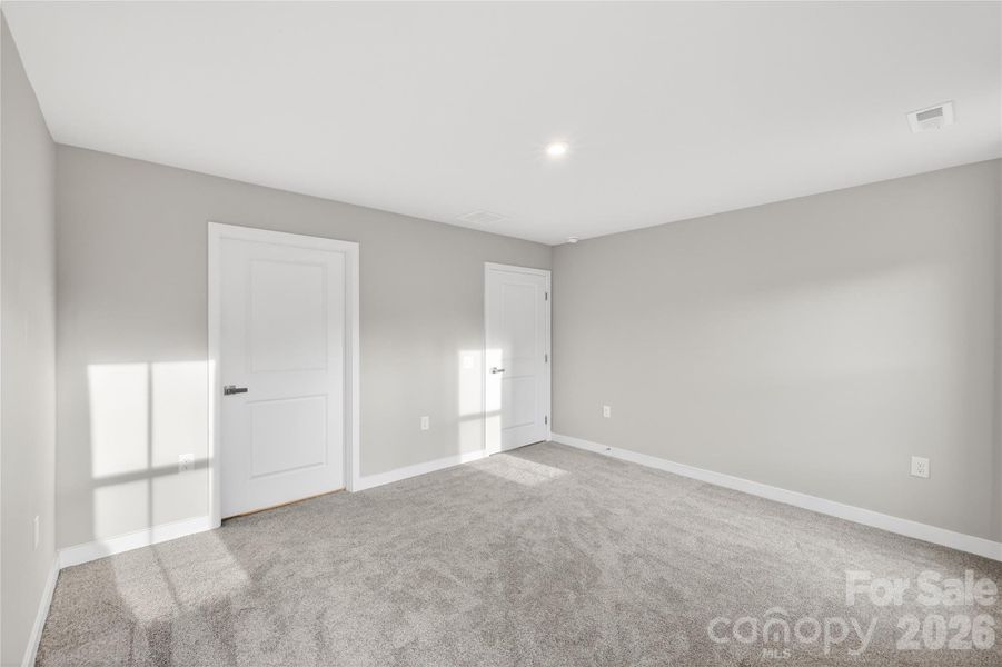 Spacious, unfurnished interior of a new home in Basildon, Lancaster (Image 19).