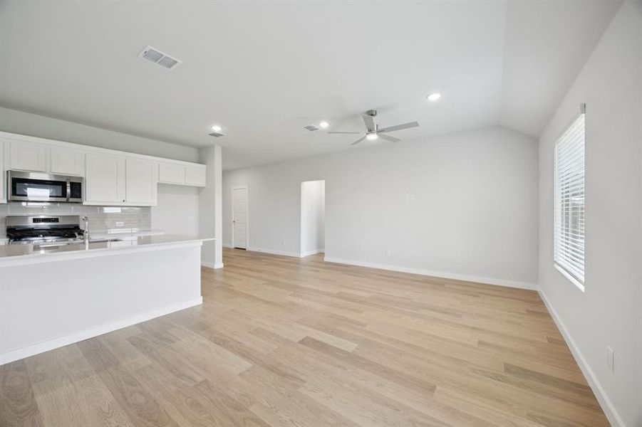 Image 27 of a home in Stonehaven. Image 27 of a home in Stonehaven.