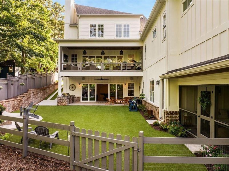Exterior details and patio area of a home in , Gainesville (Image 28).