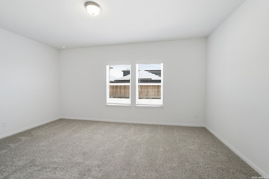 Spacious, unfurnished interior of a new home in Red Hawk Landing, San Antonio (Image 18).