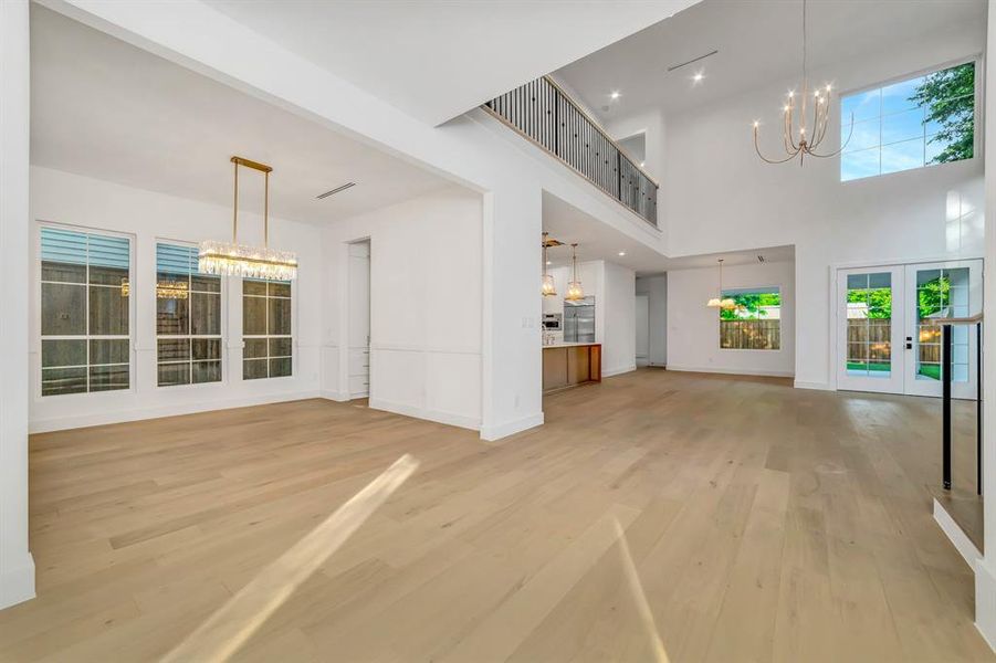 Spacious, unfurnished interior of a new home in , Dallas (Image 24).