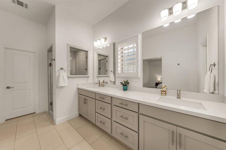 Furnished interior view inside a new home in Fields Villas - Darling Homes, Frisco (Image 26). Furnished interior view inside a new home in Fields Villas - Darling Homes, Frisco (Image 26).