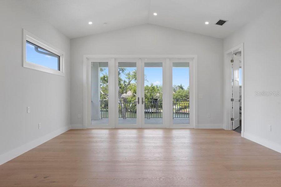 Spacious, unfurnished interior of a new home in , Sarasota (Image 54). Spacious, unfurnished interior of a new home in , Sarasota (Image 54).