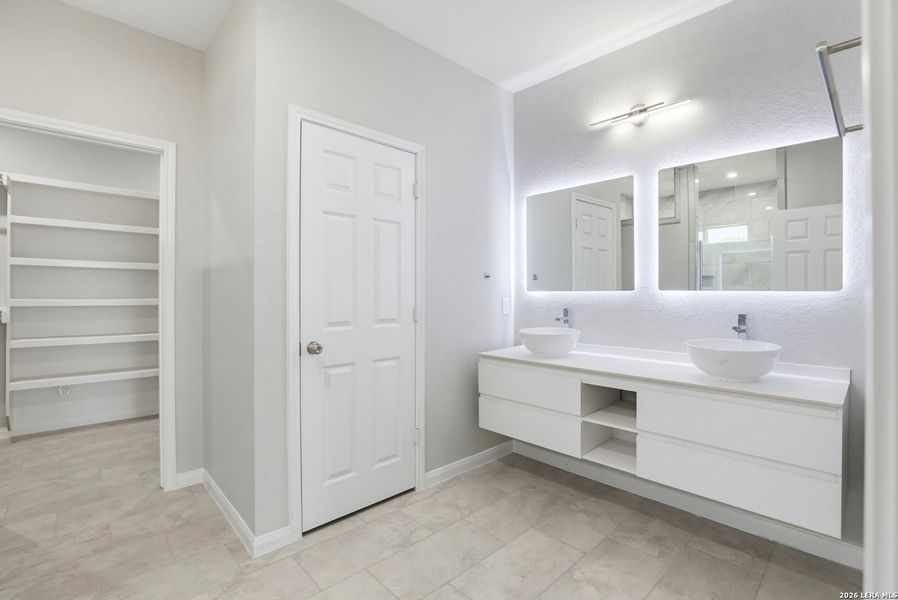 Furnished interior view inside a new home in , Spring Branch (Image 8).