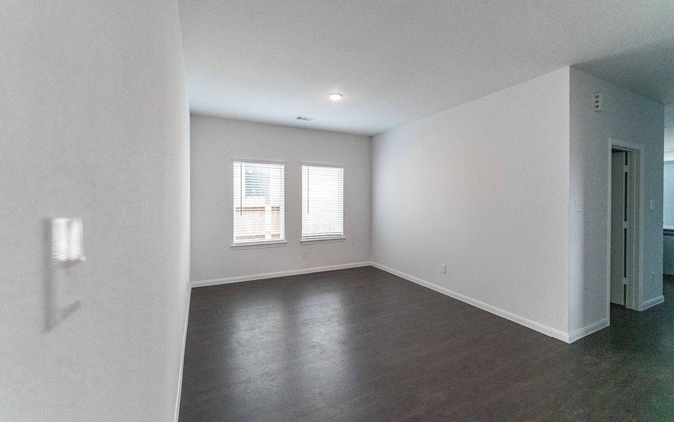 Spacious, unfurnished interior of a new home in Windrose Green, Angleton (Image 7).