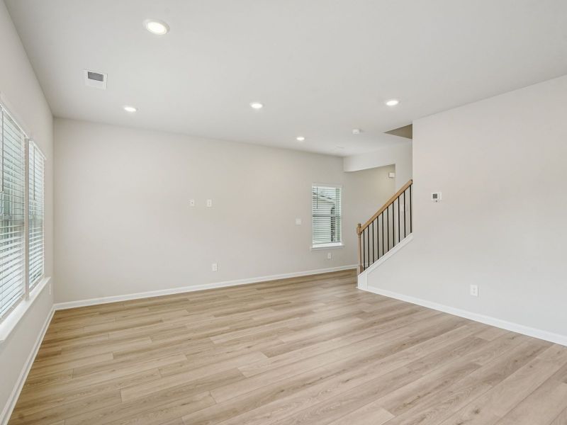 Spacious, unfurnished interior of a new home in Avalon - Reserve Series, Conyers (Image 13).