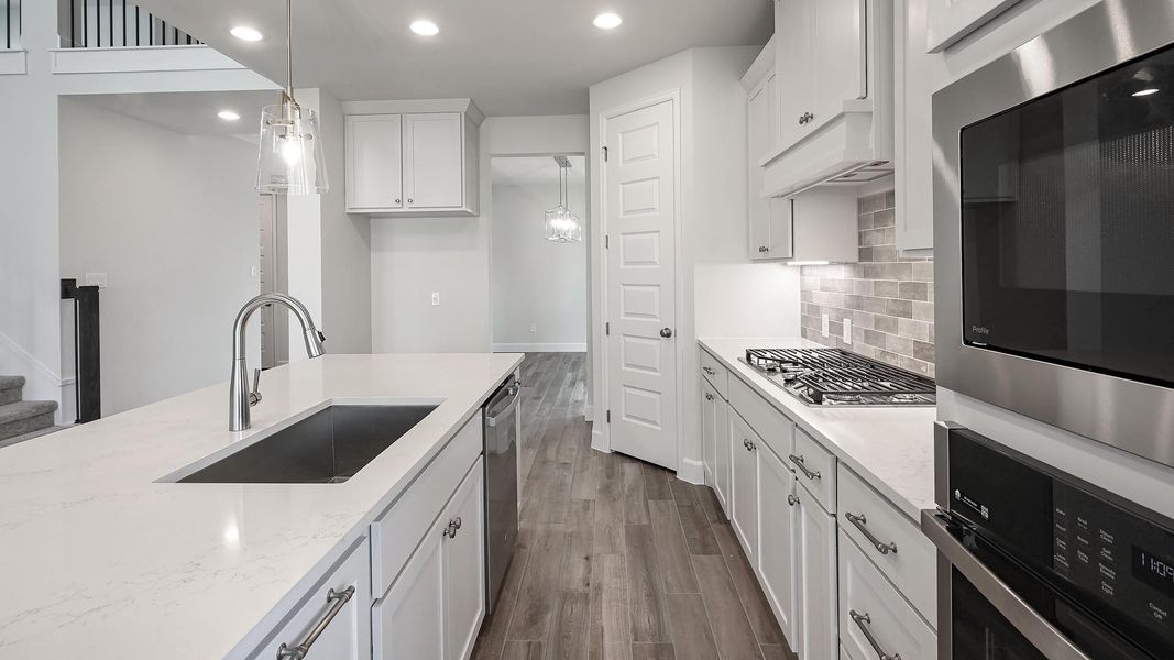 Furnished interior view inside a new home in Juniper Springs, Lockhart (Image 13).