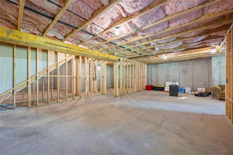 Spacious, unfurnished interior of a new home in , Hoschton (Image 18). Spacious, unfurnished interior of a new home in , Hoschton (Image 18).