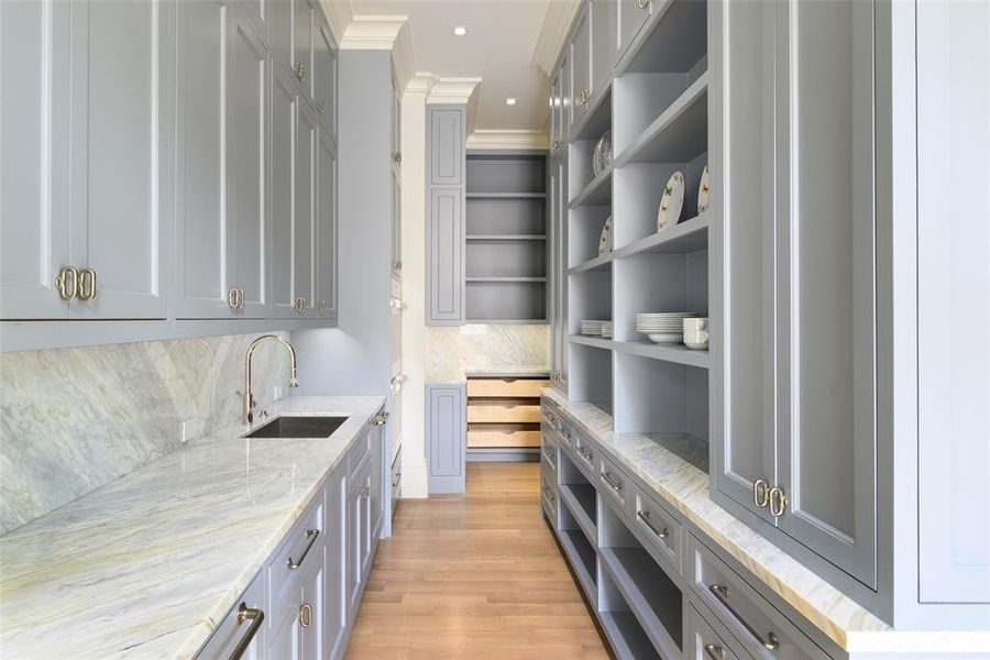 Furnished interior view inside a new home in , Highland Park (Image 12).