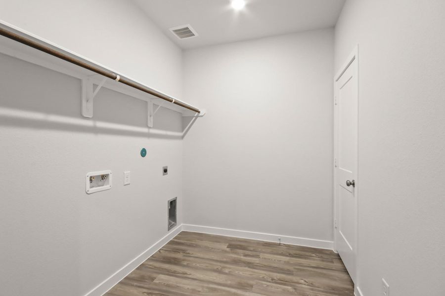 Spacious, unfurnished interior of a new home in Northpark South, Porter (Image 12). Spacious, unfurnished interior of a new home in Northpark South, Porter (Image 12).