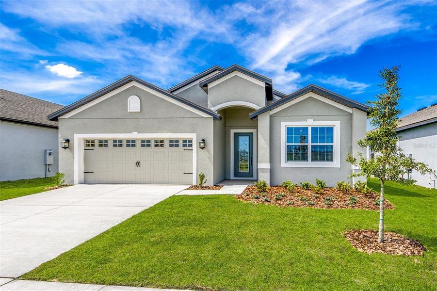 Image 18 of a home in Gum Lake Preserve.