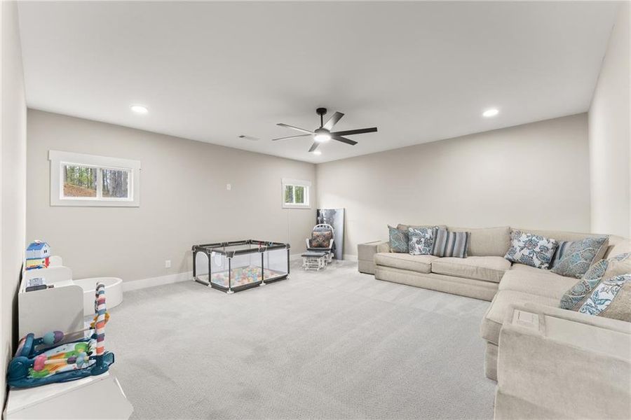 Furnished interior view inside a new home in , Jefferson (Image 44).