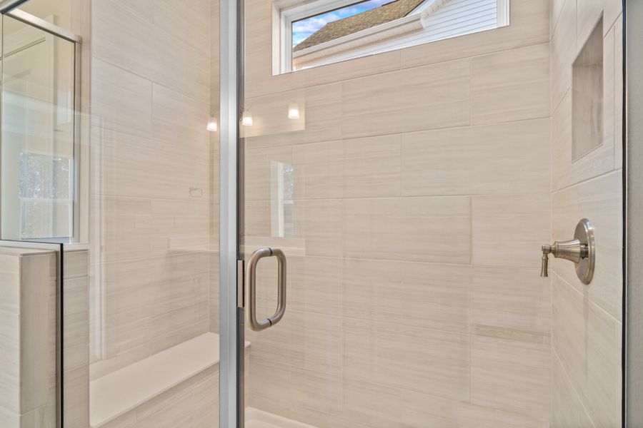 Representative interior finishes for a home built from the The Sunset Cove by Chesapeake Homes in Bridgewater - Shorehaven Village, Little River (Image 5).