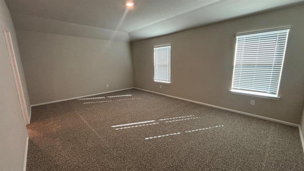 Spacious, unfurnished interior of a new home in Highlands at Chapel Creek, Fort Worth (Image 10). Spacious, unfurnished interior of a new home in Highlands at Chapel Creek, Fort Worth (Image 10).