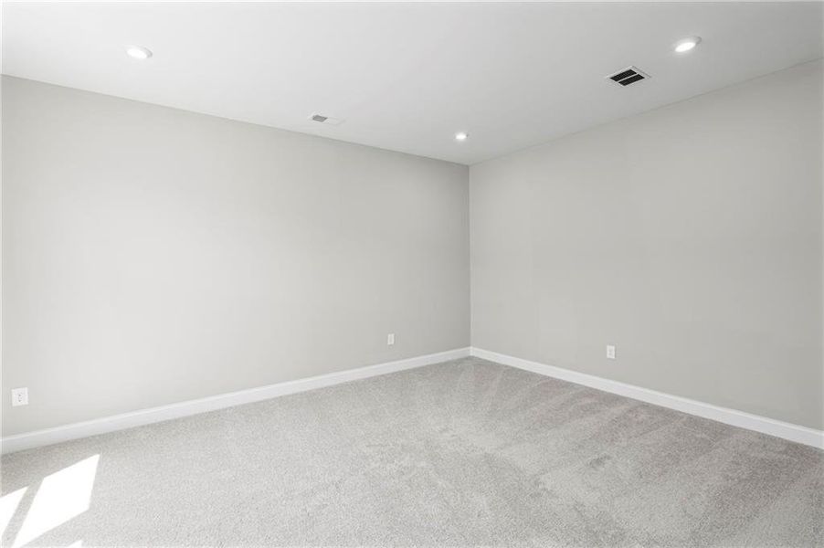 Spacious, unfurnished interior of a new home in Hidden Fields, Hoschton (Image 41). Spacious, unfurnished interior of a new home in Hidden Fields, Hoschton (Image 41).
