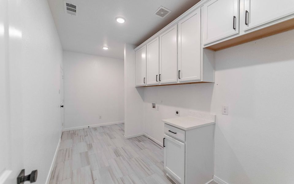 Image 19 of a home in Solterra.