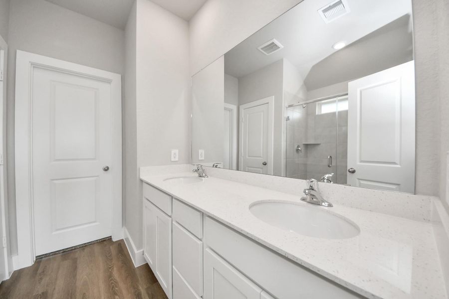 Furnished interior view inside a new home in Laurel Landing: Founders Collection, Alvin (Image 6).