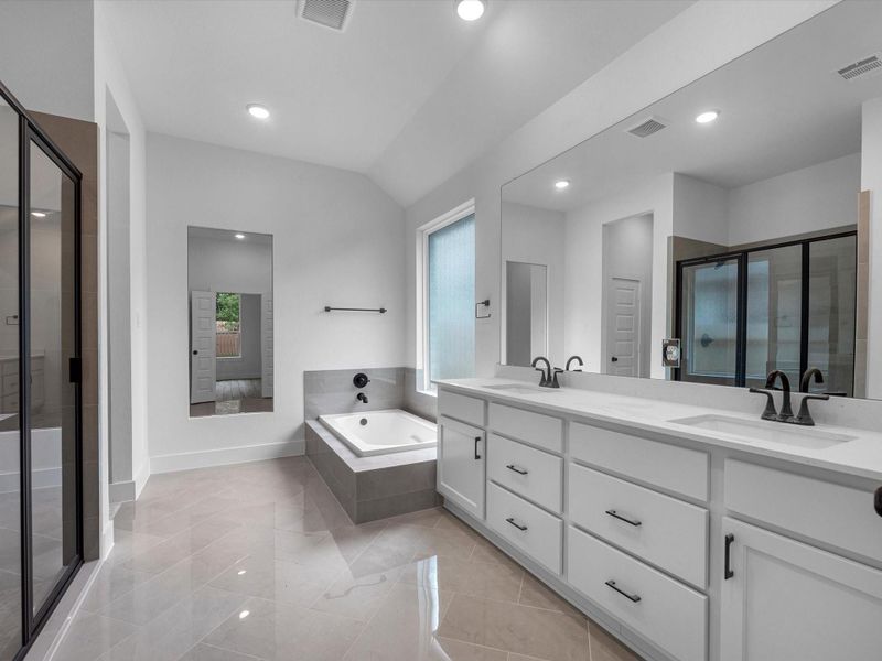 Furnished interior view inside a new home in Clopton Farms, Montgomery (Image 6).