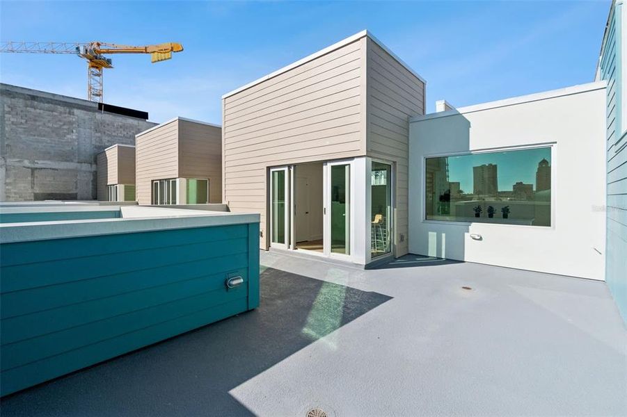 Exterior details and patio area of a home in , Sarasota (Image 38).