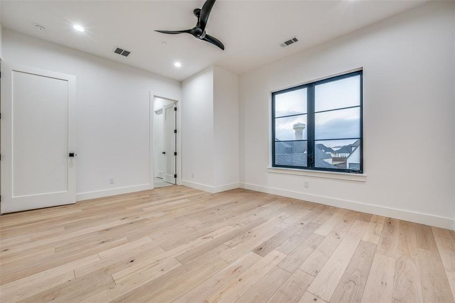 Spacious, unfurnished interior of a new home in , Frisco (Image 21). Spacious, unfurnished interior of a new home in , Frisco (Image 21).